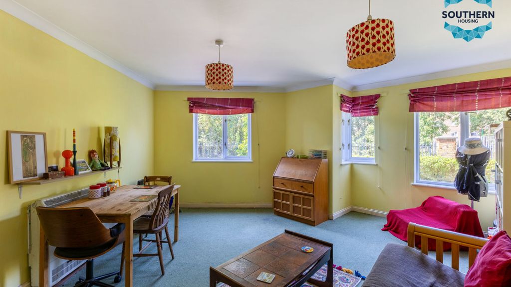 Property photo 3 of 15