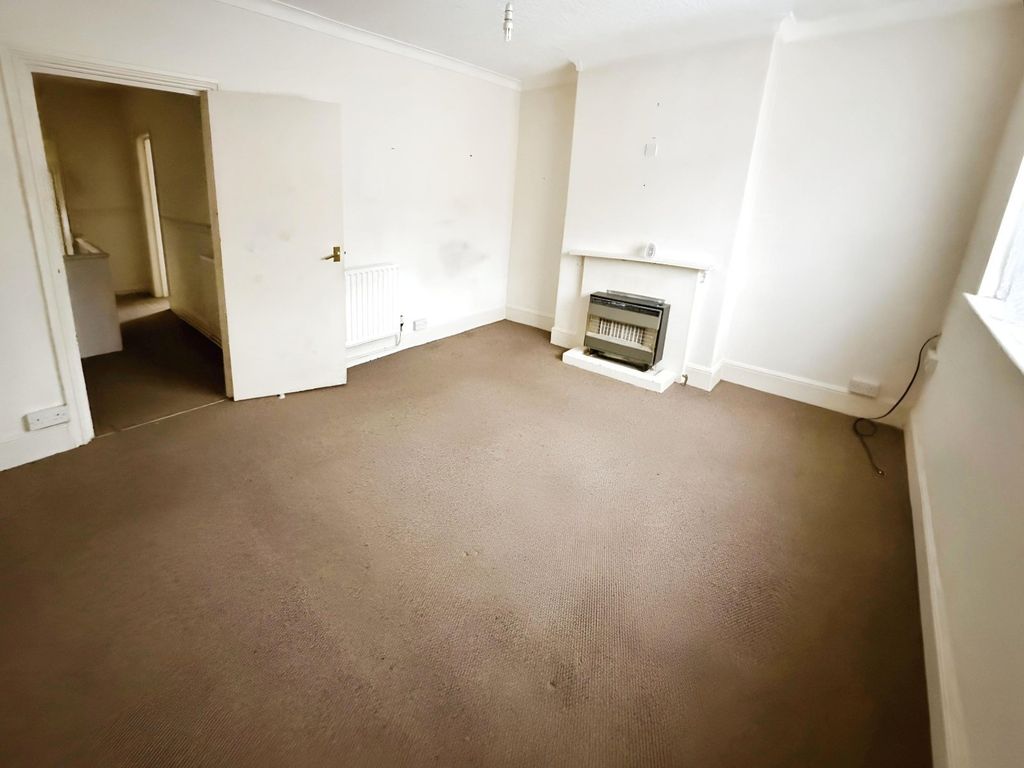 Property photo 2 of 8 Living Room