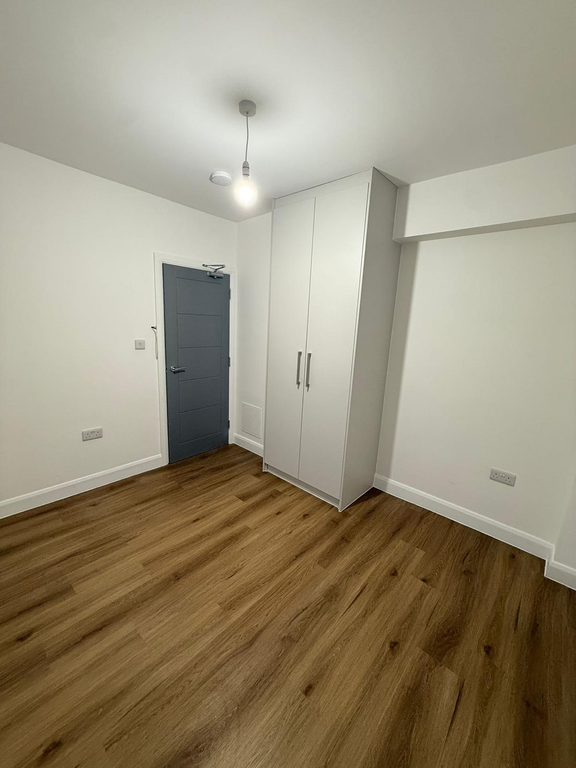 Property photo 3 of 3 Bedroom