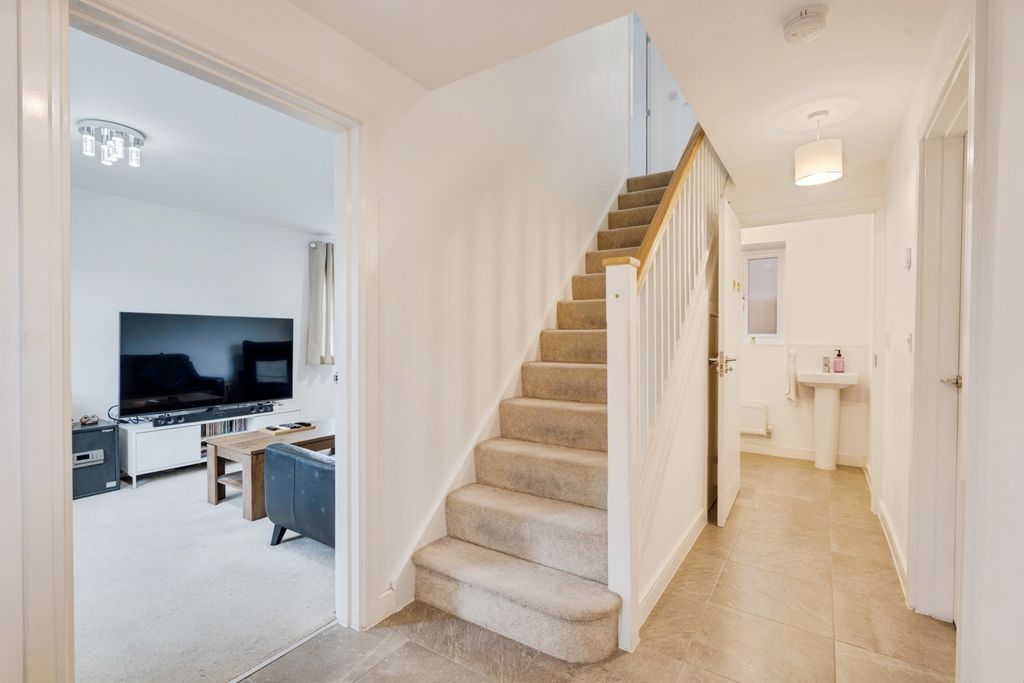 Property photo 2 of 19 Pbox-Img.Jpg