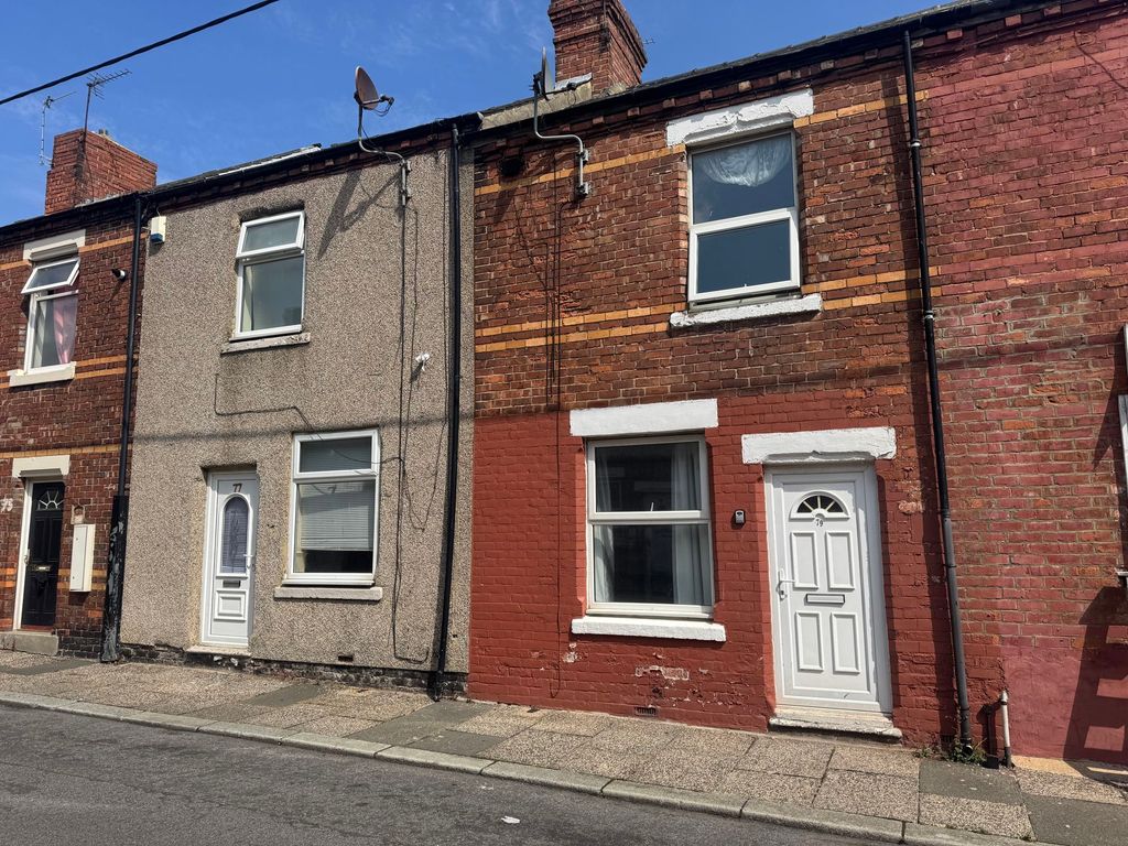 Property photo 1 of 6