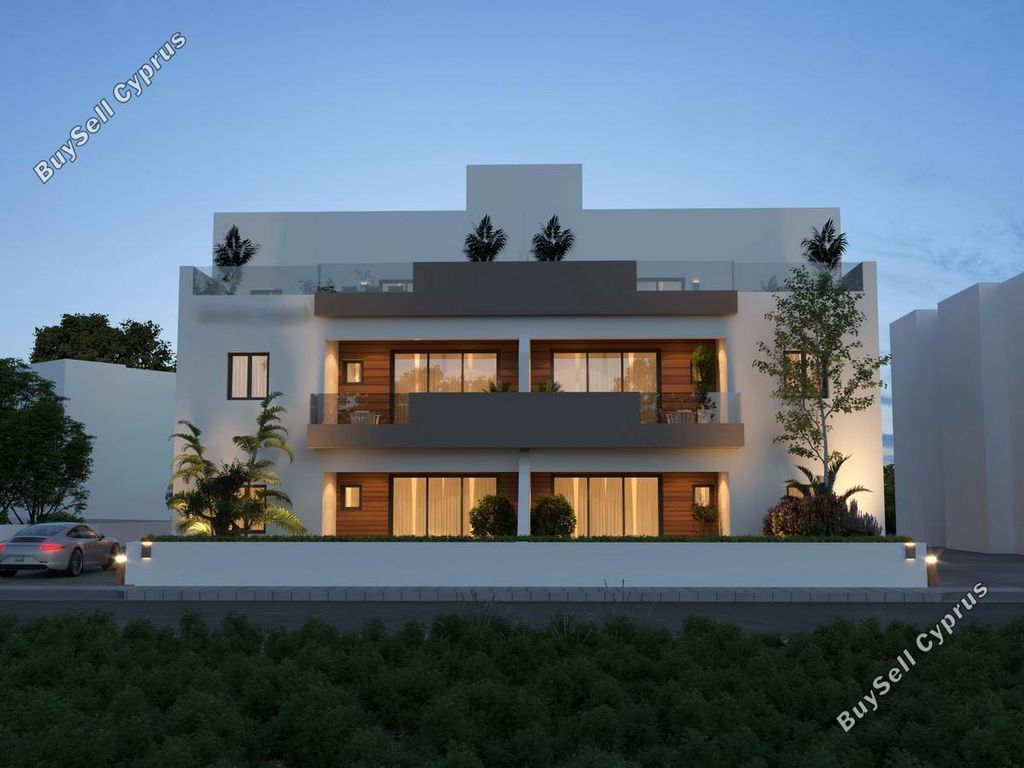 Property photo 2 of 16