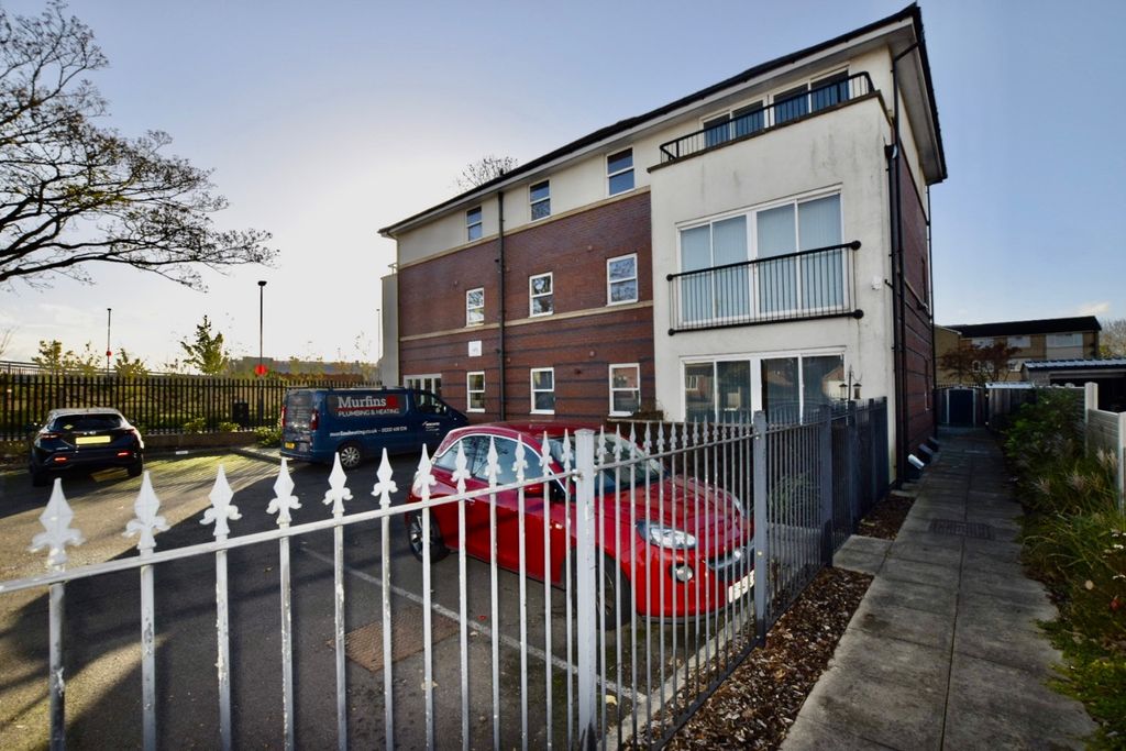 Property photo 1 of 7 1952890