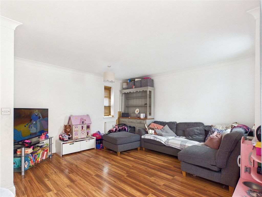 Property photo 2 of 13 Picture No. 22