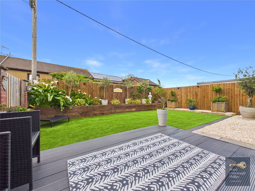Property photo 2 of 30 Picture No. 70