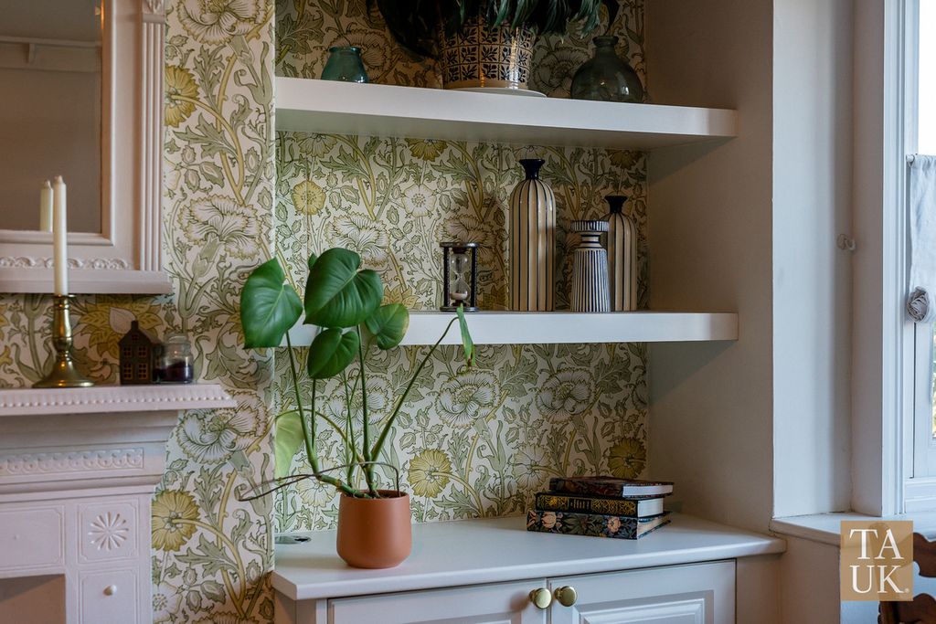 Property photo 2 of 22