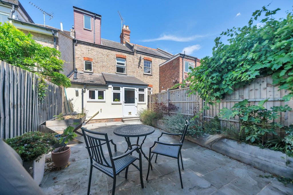 Property photo 1 of 15