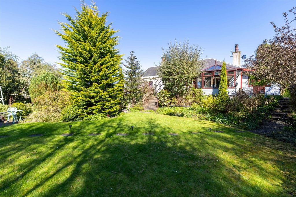 Property photo 1 of 52 S01.Jpg