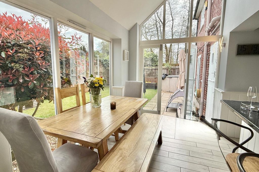 Property photo 3 of 35 Gallery