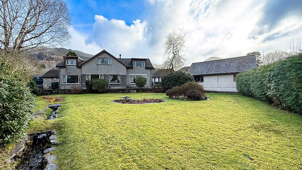 Property photo 1 of 41