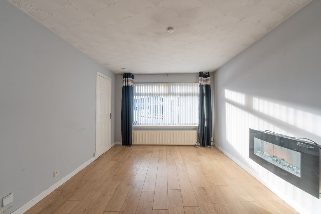 Property photo 2 of 27 Gallery