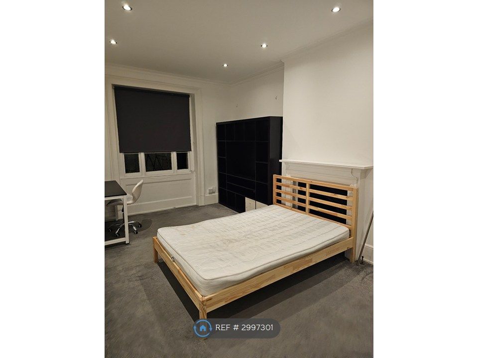 Property photo 1 of 4