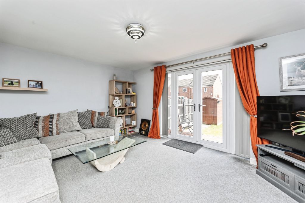 Property photo 3 of 17