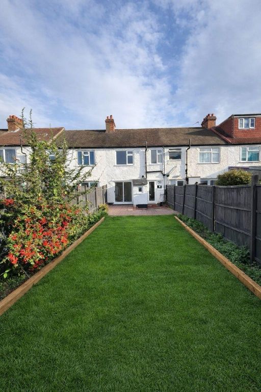 Property photo 2 of 17 Photo 16