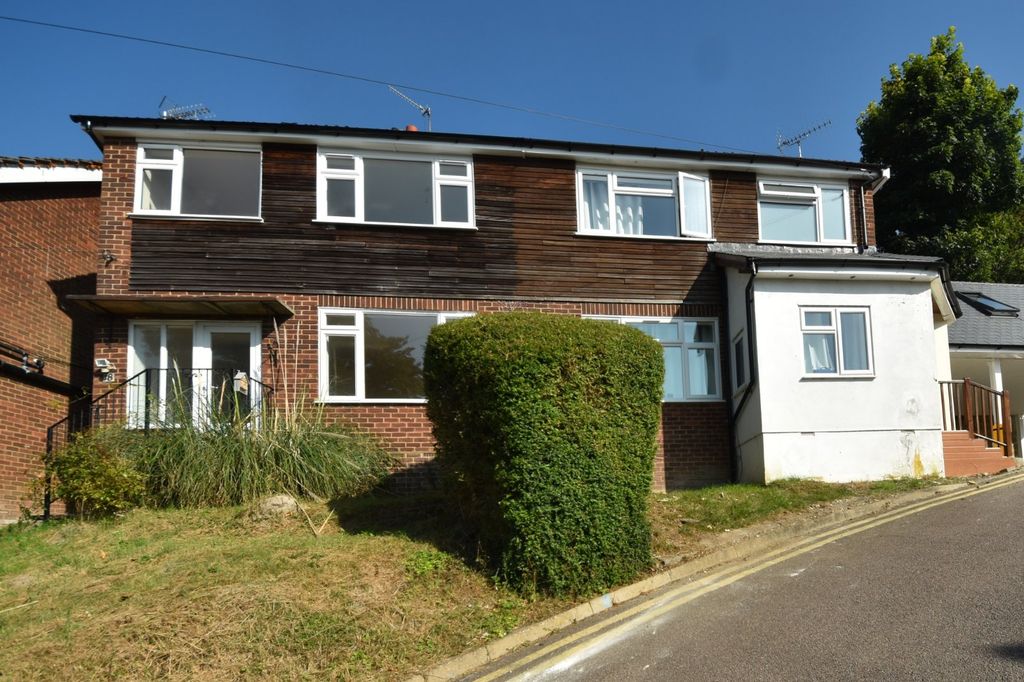 Property photo 1 of 25 Picture No. 18