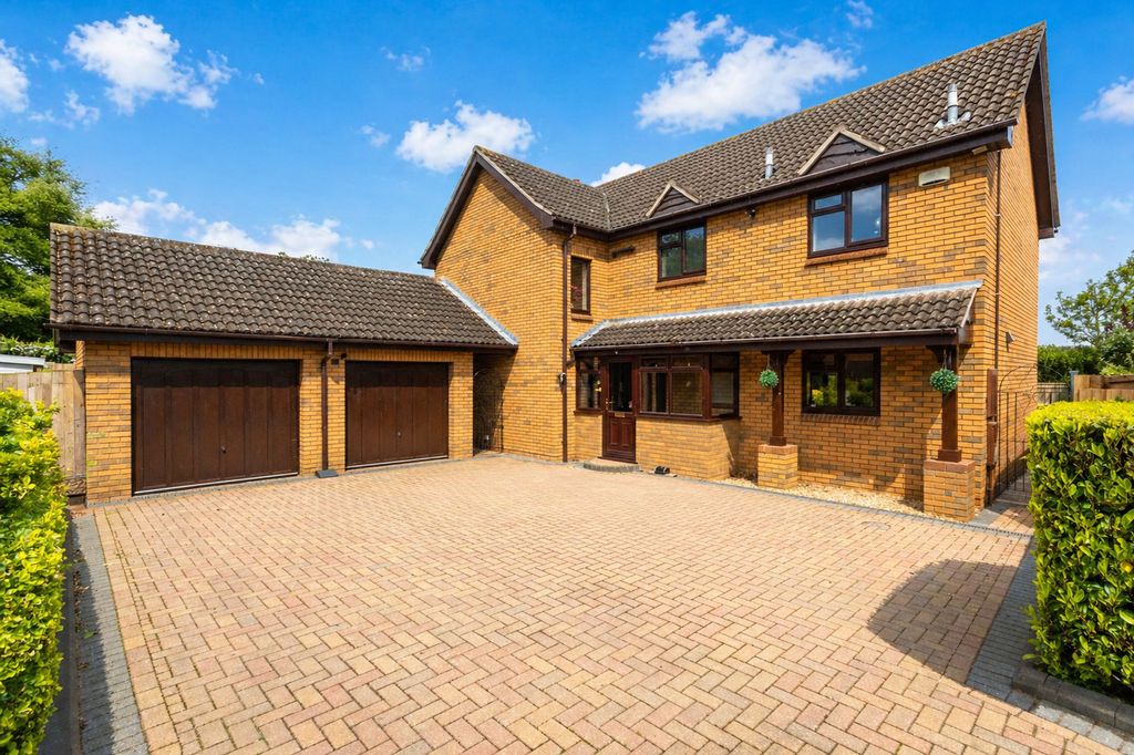 Property photo 1 of 23