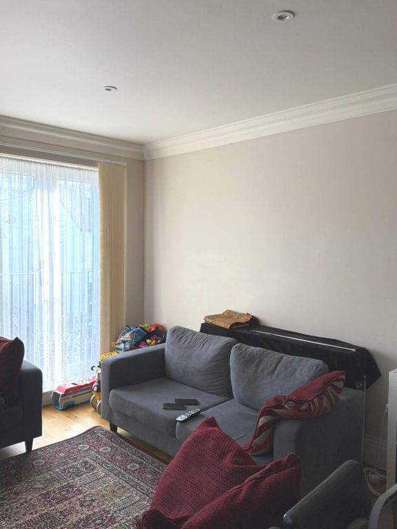 Property photo 3 of 8