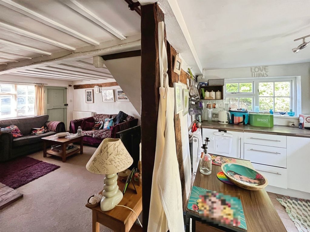Property photo 3 of 18