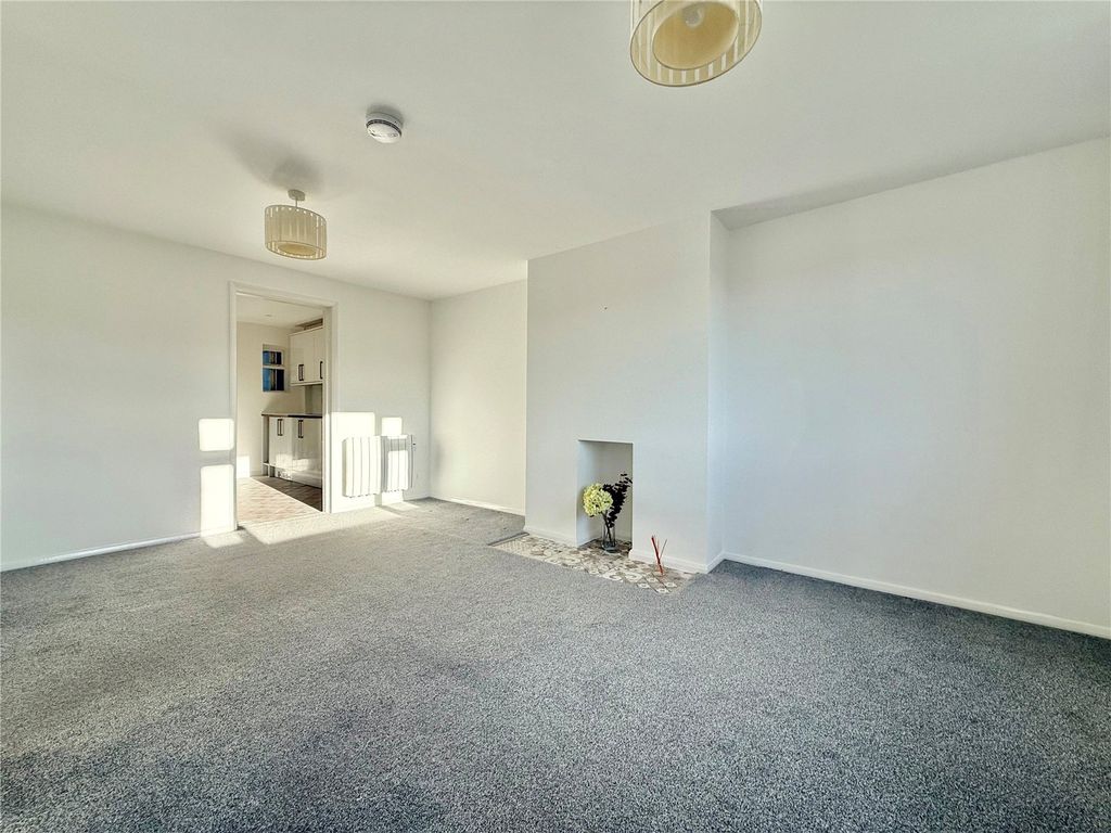 Property photo 2 of 15 Picture No. 29