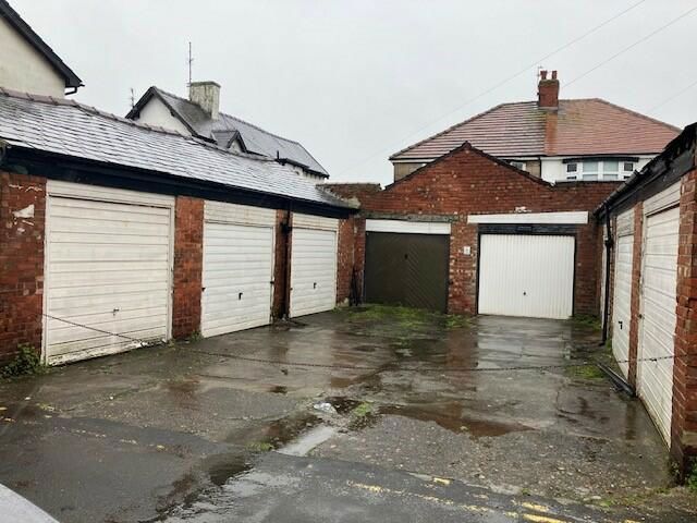 Property photo 1 of 4