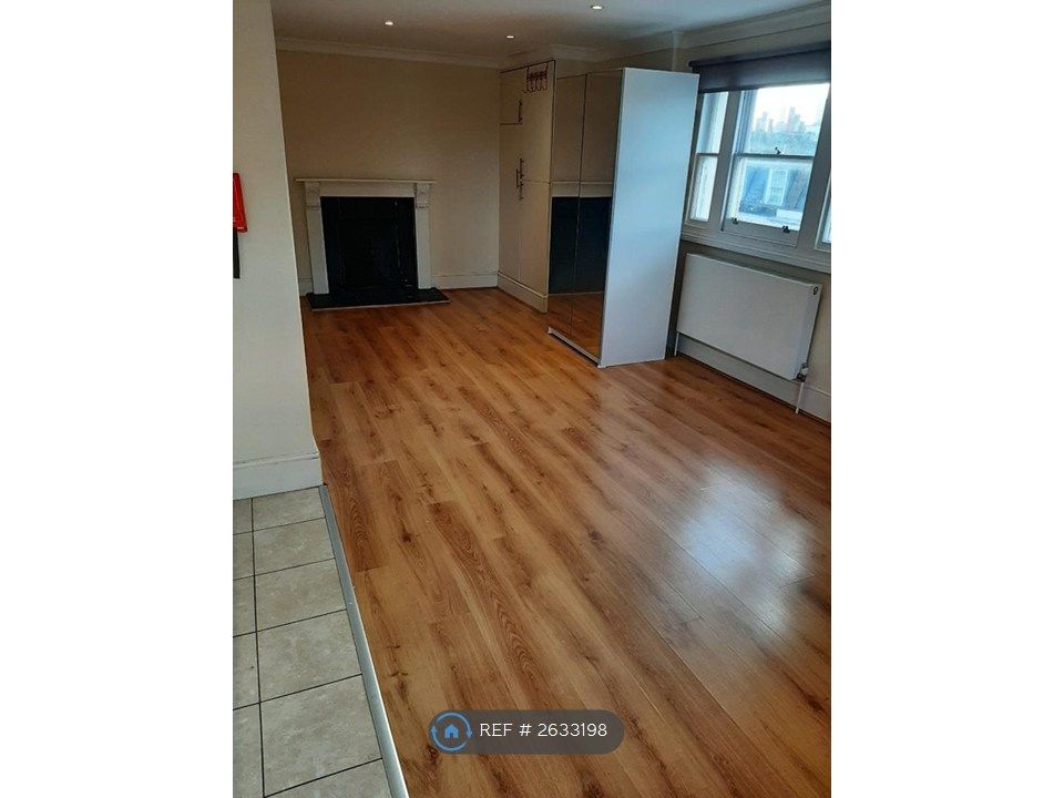 Property photo 2 of 28