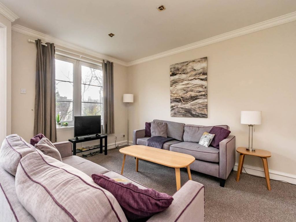 Property photo 2 of 20 68746_21-Belfordmews-014
