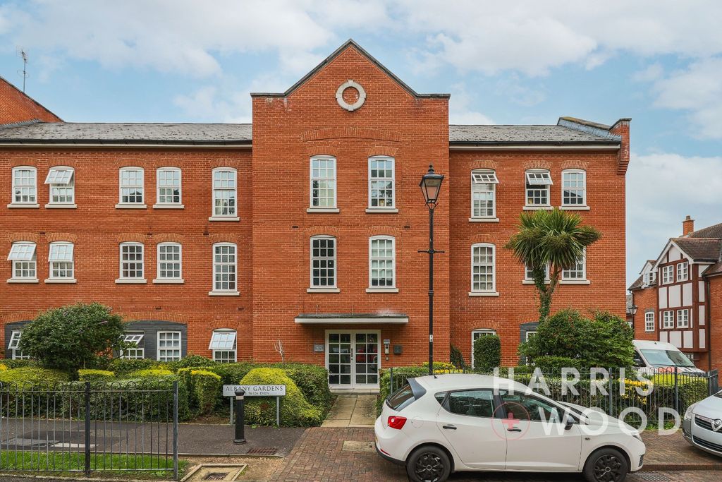 Property photo 1 of 16 4531480