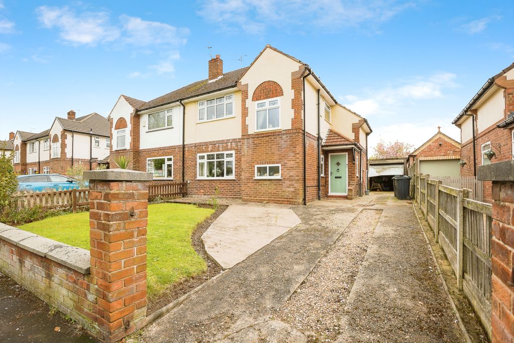 Property photo 3 of 15