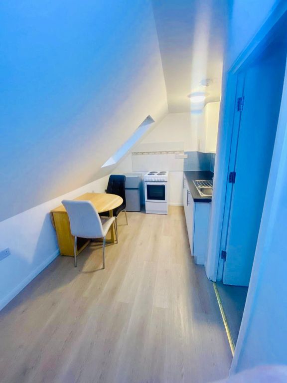 Property photo 2 of 4