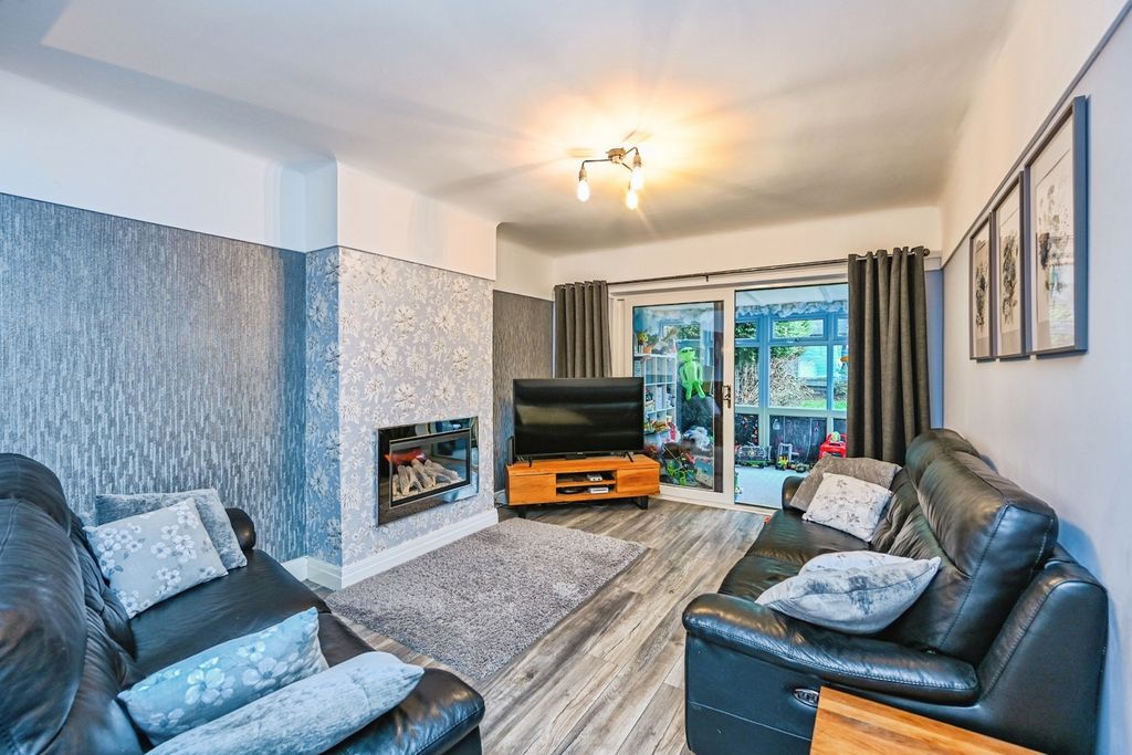 Property photo 3 of 16 Pbox-Img.Jpg