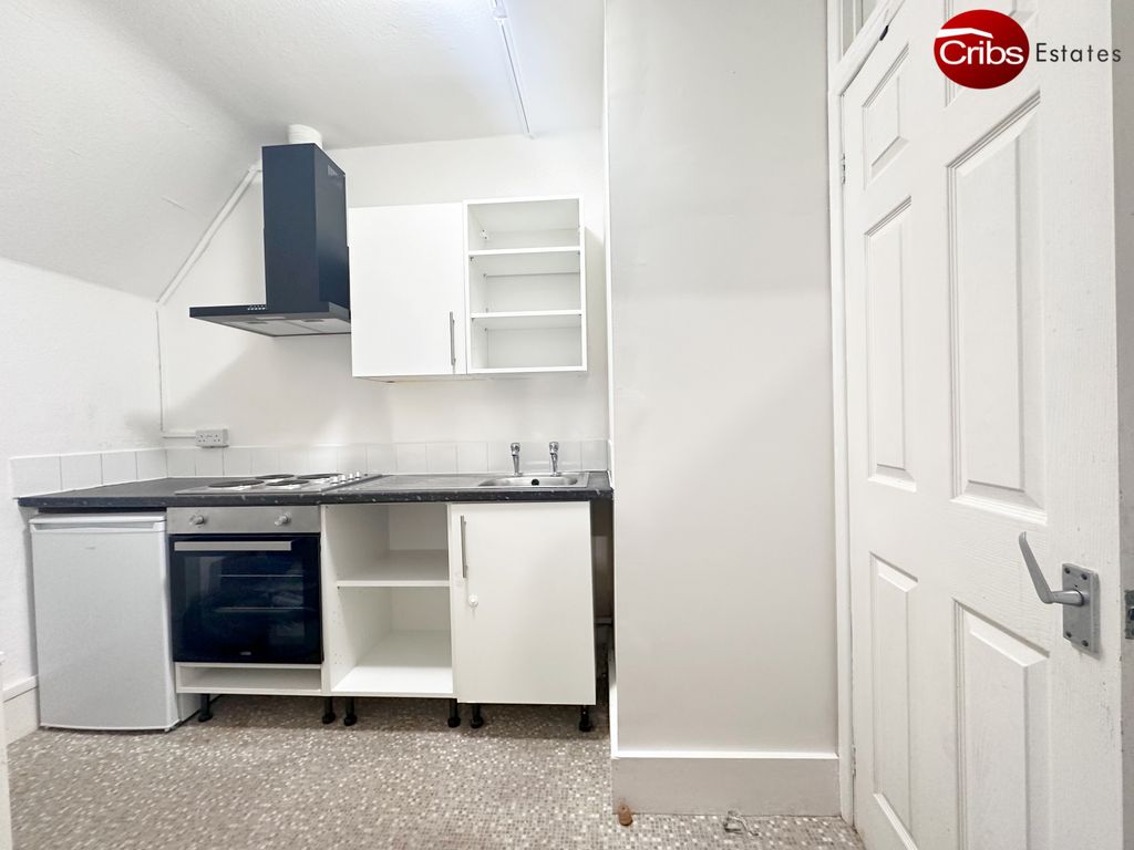 Property photo 3 of 6 Gallery