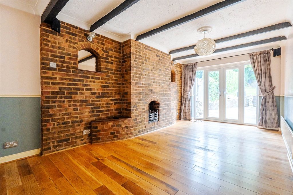 Property photo 2 of 11 Picture No. 06
