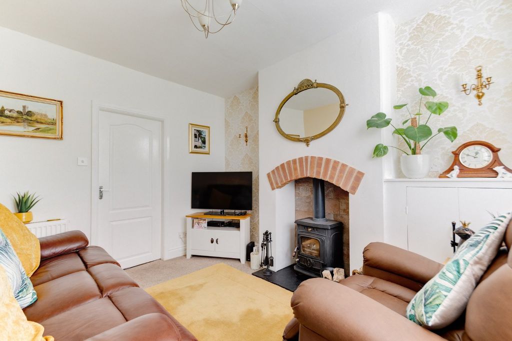 Property photo 3 of 12 Picture No. 06