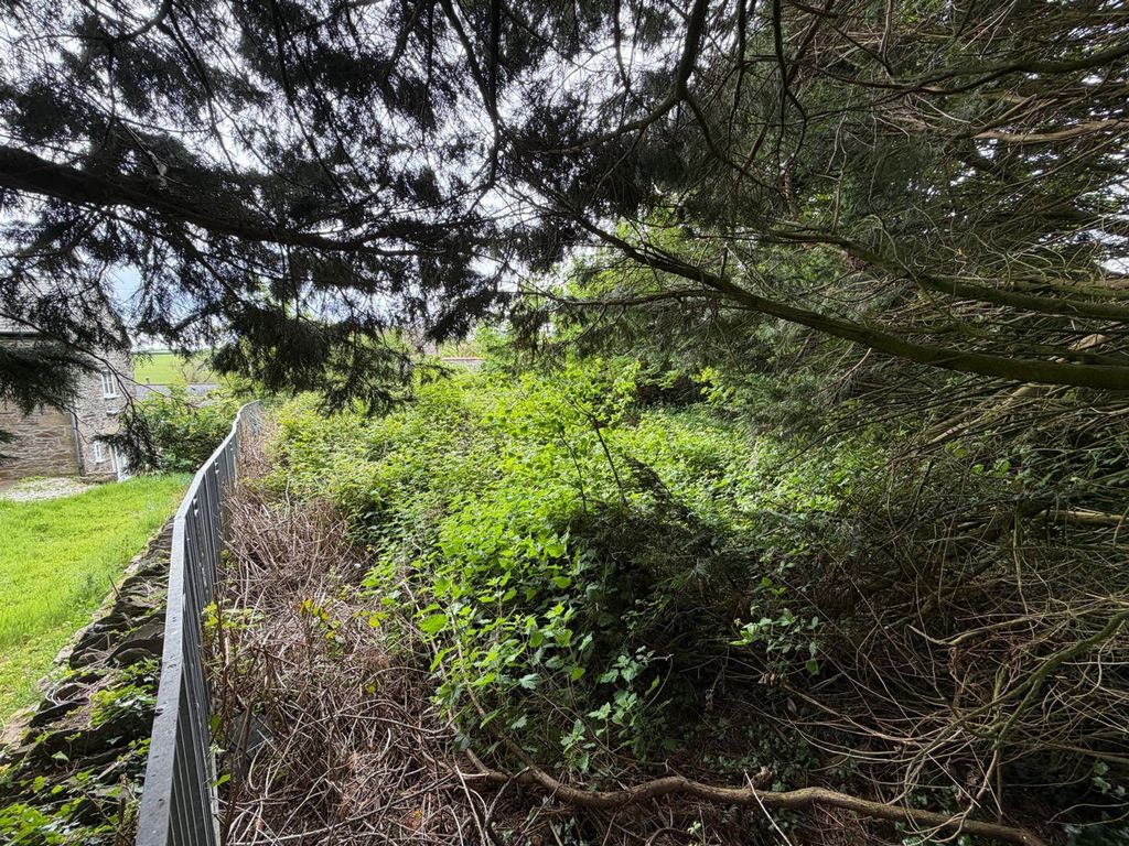 Property photo 3 of 7 Land