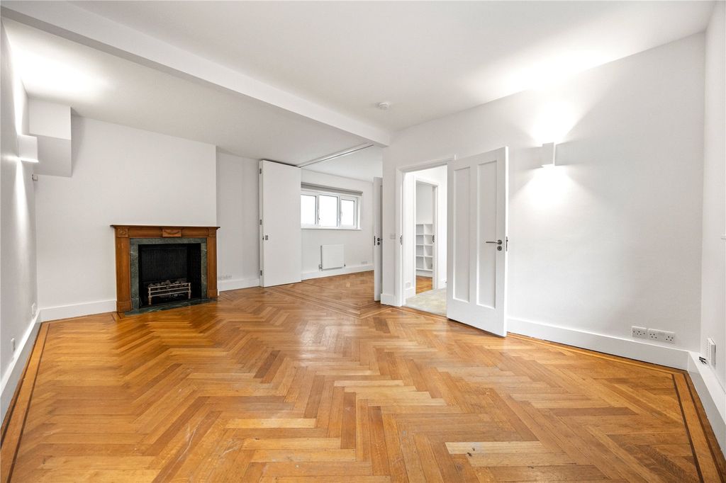 Property photo 1 of 14 Picture No. 11