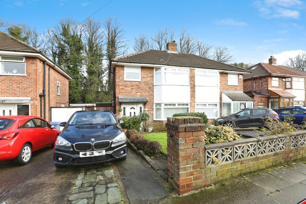 Property photo 1 of 15 Front