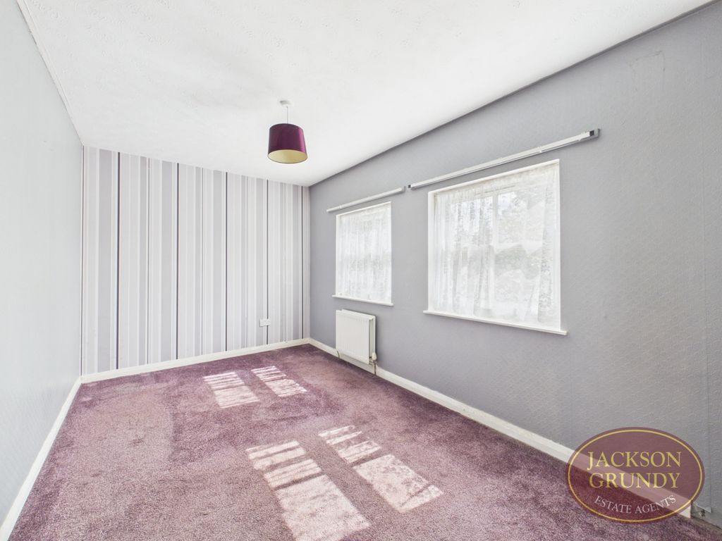 Property photo 3 of 8 St James Street