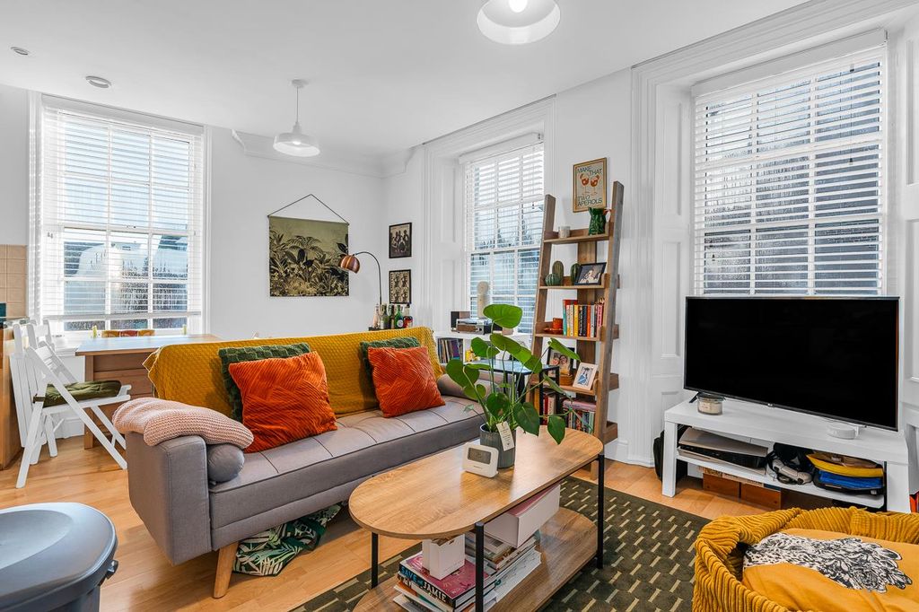 Property photo 2 of 11 Internal-S-2.Jpg