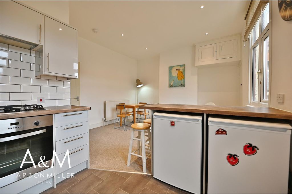 Property photo 3 of 13 4.Jpg