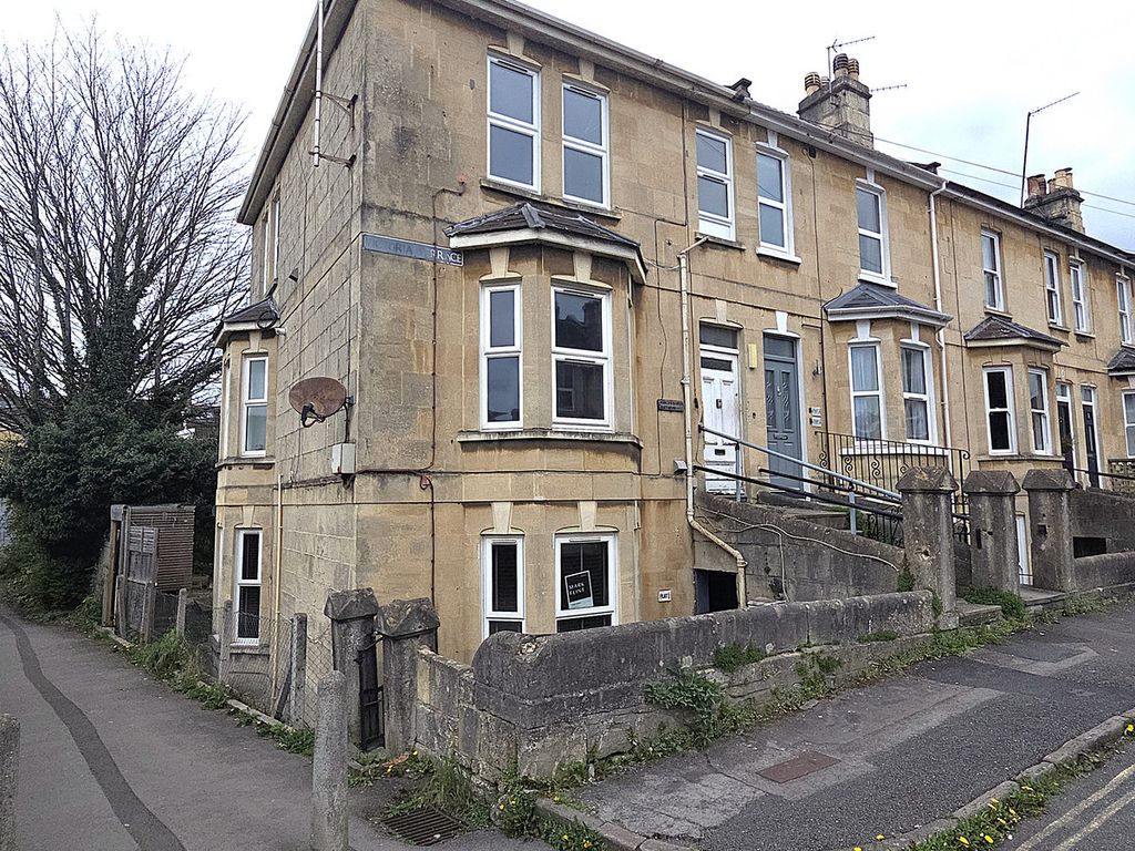 Property photo 1 of 8