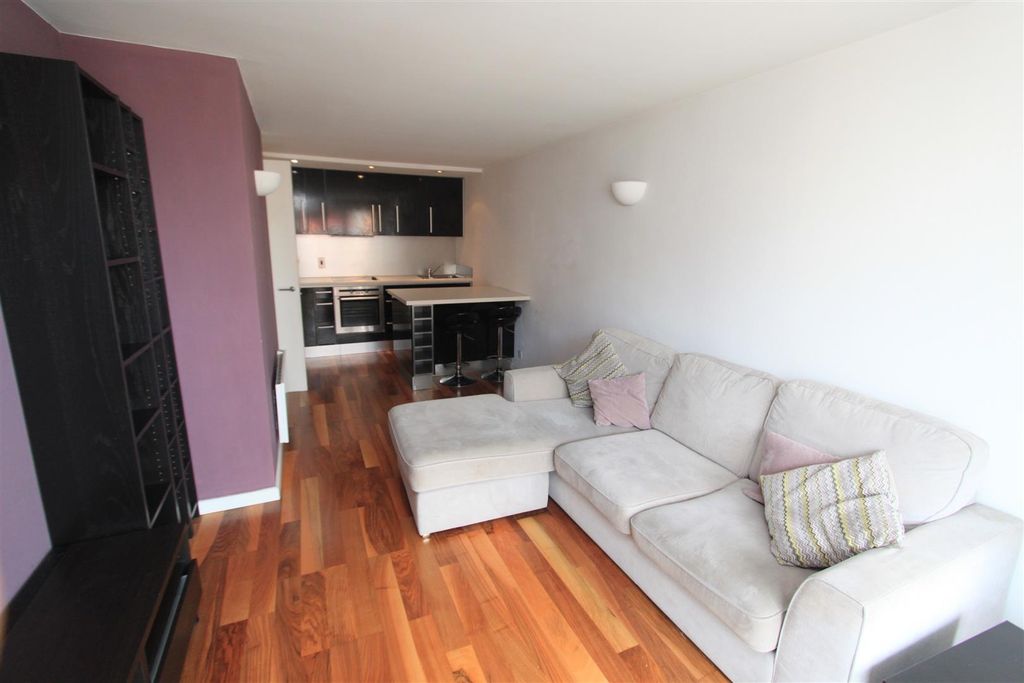 Property photo 1 of 9 Bright Lounge With Comfy Sofa And Open Kitchen...