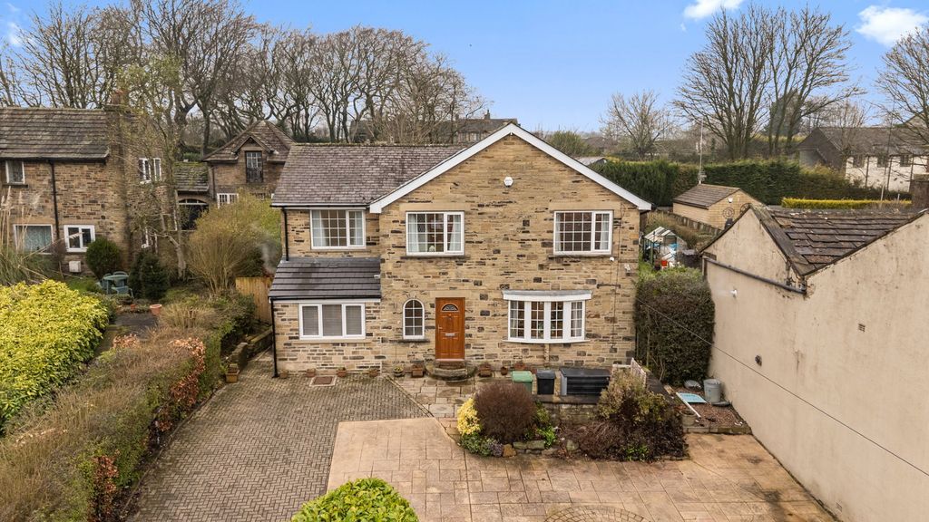Property photo 1 of 24