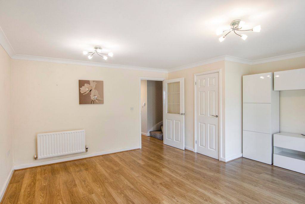Property photo 3 of 17 Old Rectory Drive