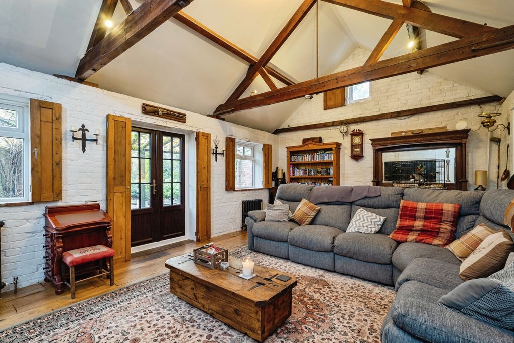 Property photo 2 of 37 Photo