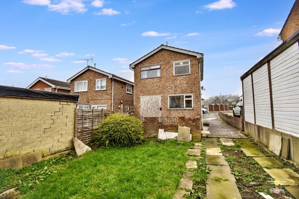 Property photo 2 of 15