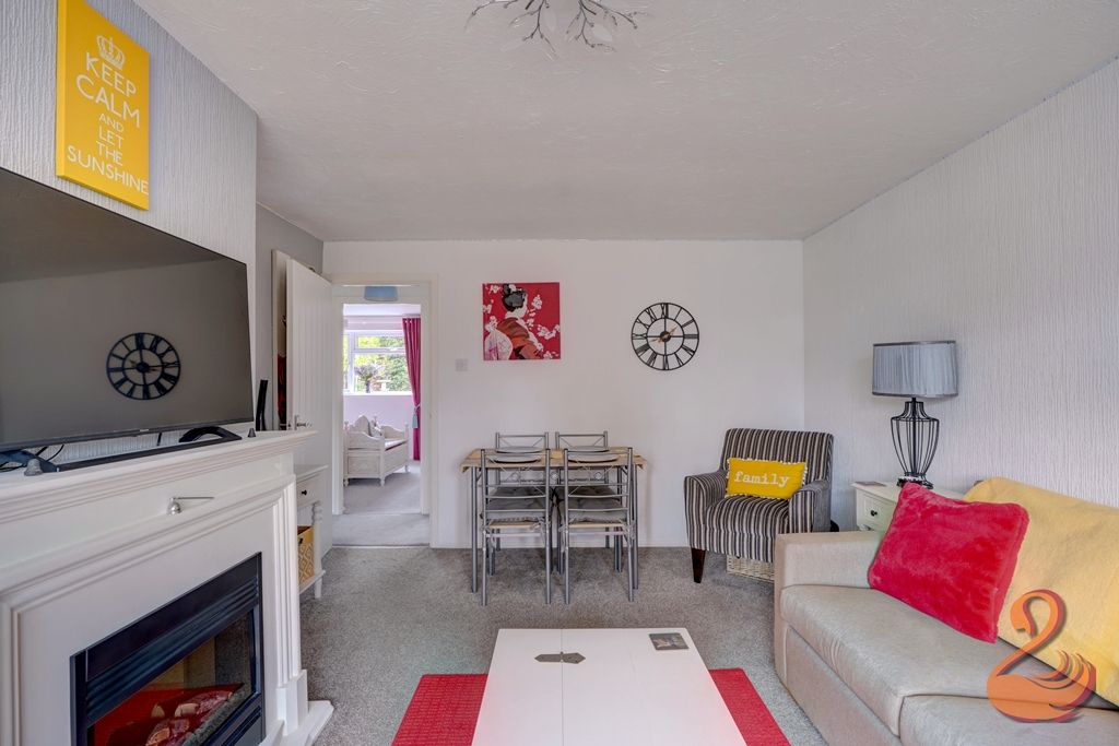 Property photo 3 of 19