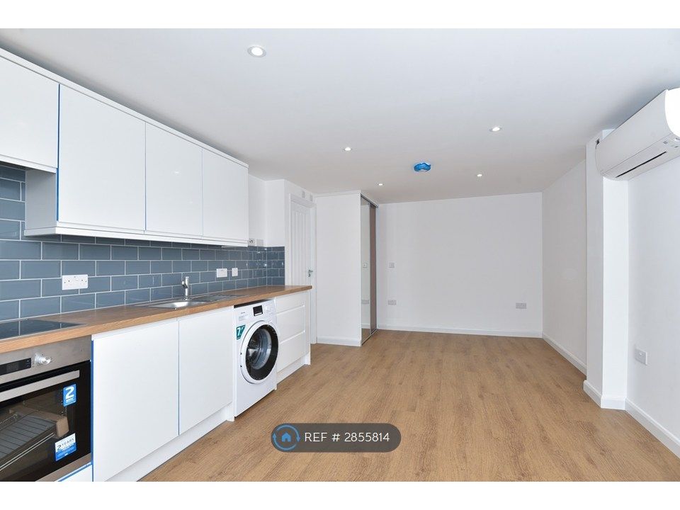 Property photo 3 of 3