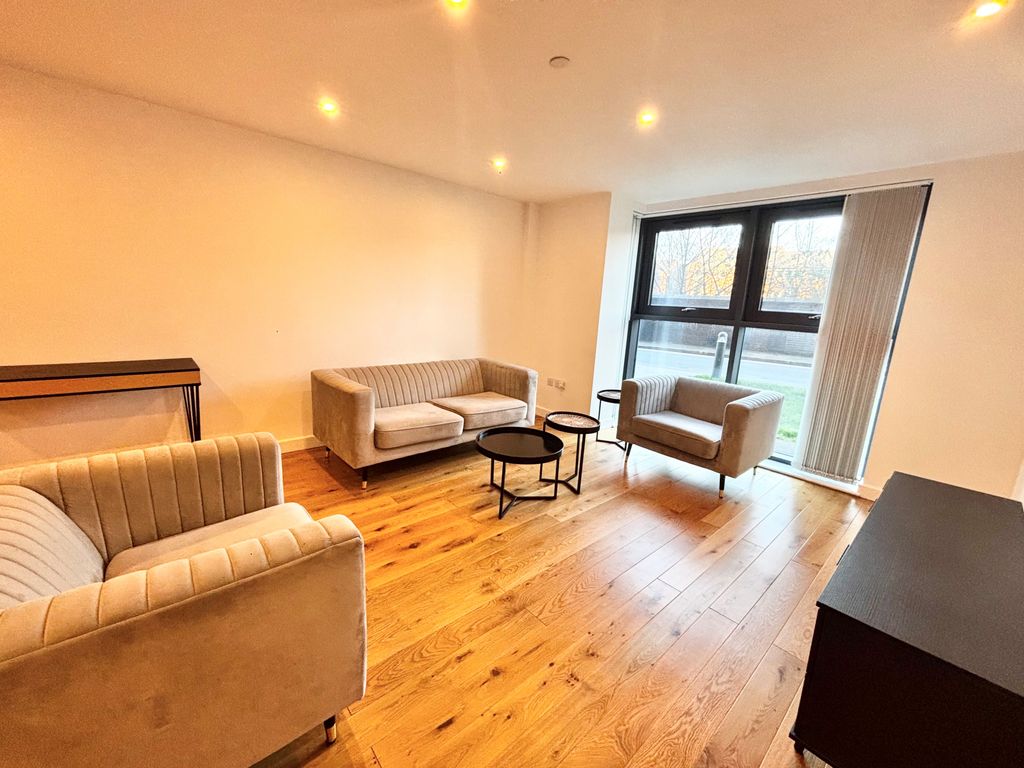 Property photo 2 of 5 Lounge