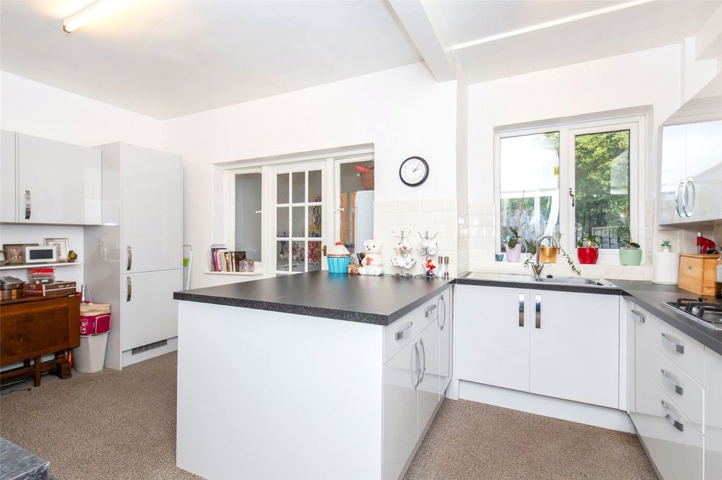 Property photo 3 of 15 Picture No. 09