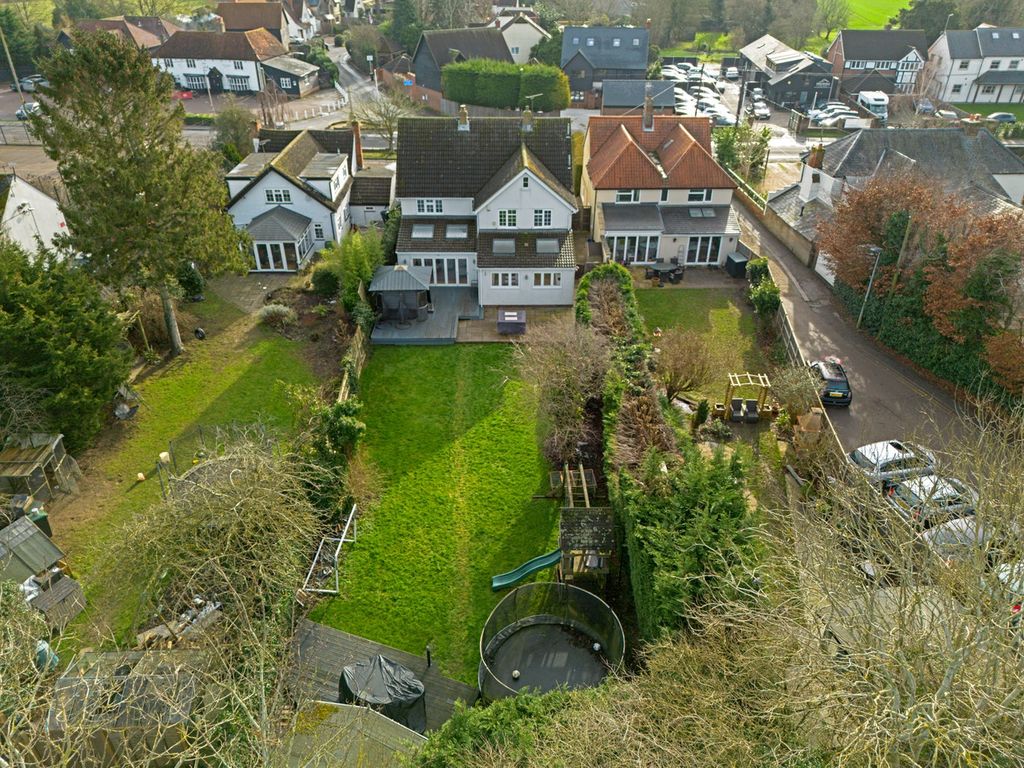 Property photo 3 of 18